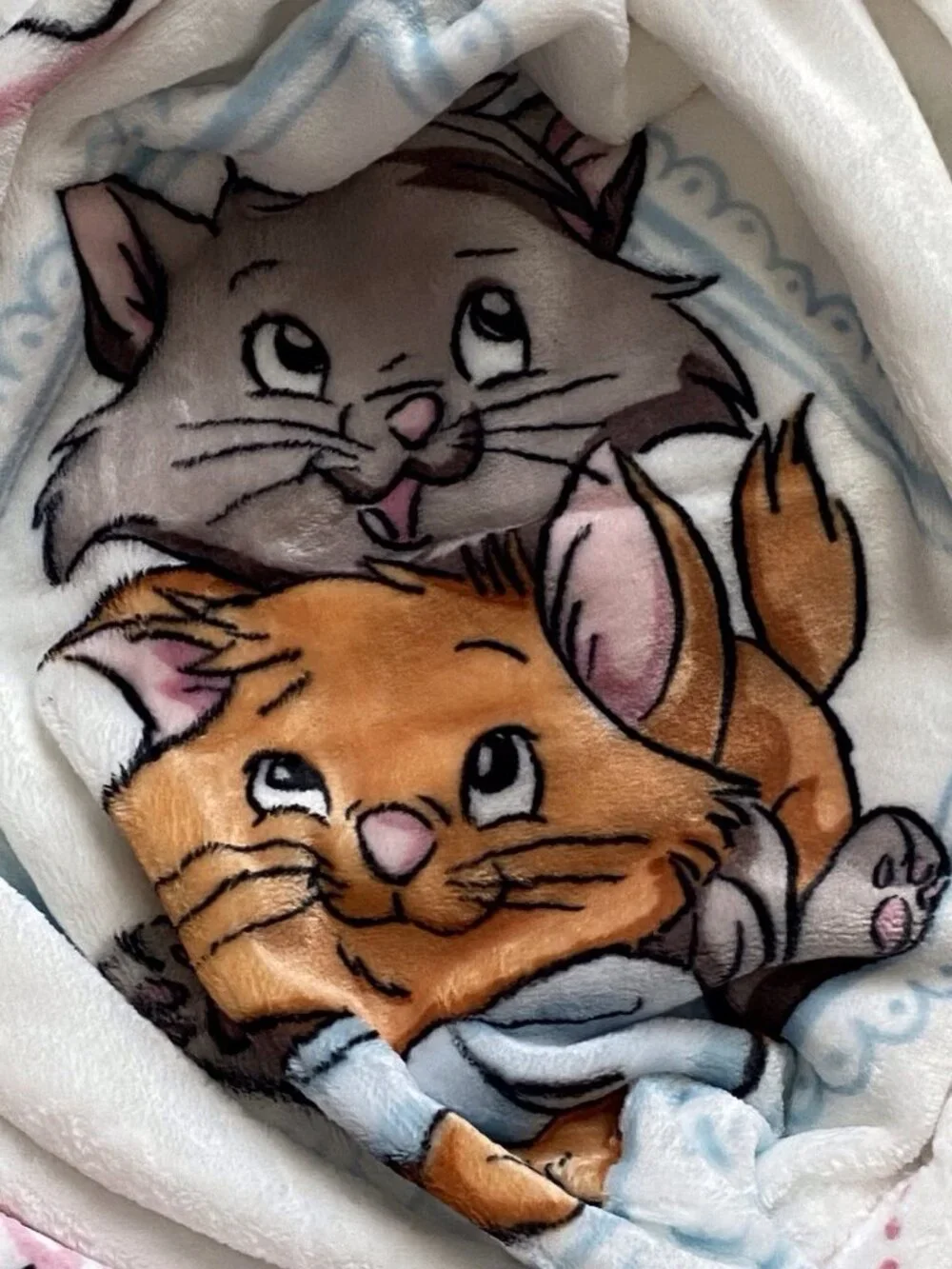 Disney The Aristocats Marie Toulouse & Berlioz White Plush Throw Blanket 50”x70”